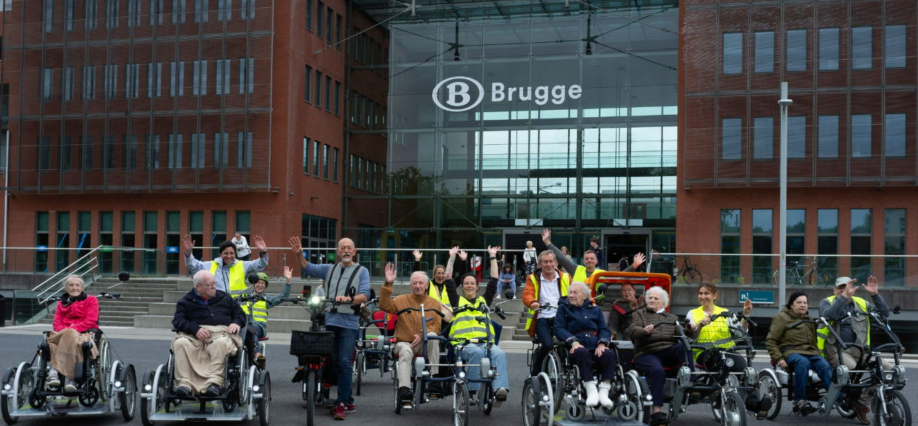 spmw duo en rolstoelfiets tocht