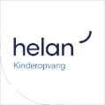 Blauwe letters op een witte achtergrond met de tekst 'helan kinderopvang'